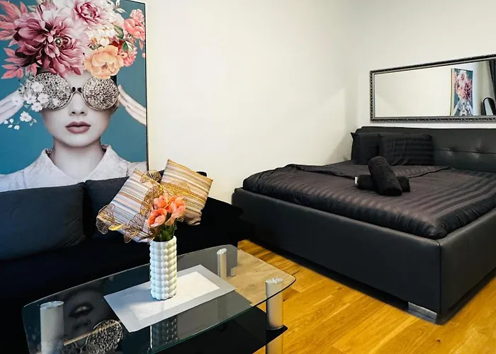 Modern For 3 Near The Danube And Millennium