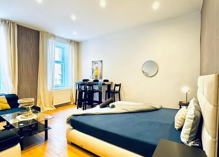Modern For 3 Near The Danube And Millennium * Viena